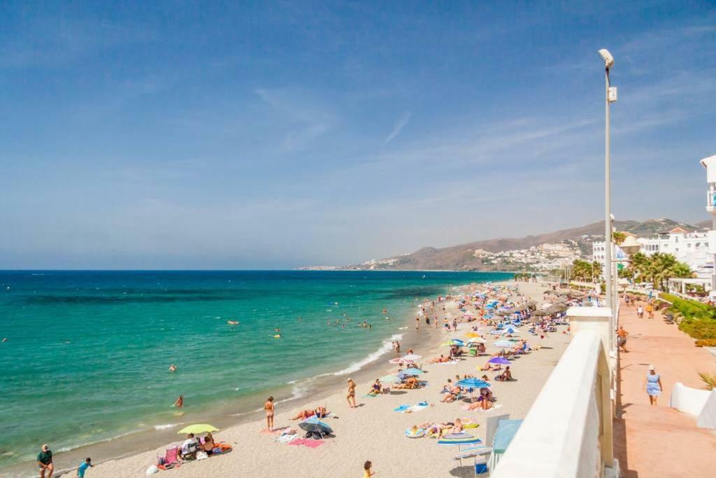 Apartamento Neptuno Nerja Luaran gambar